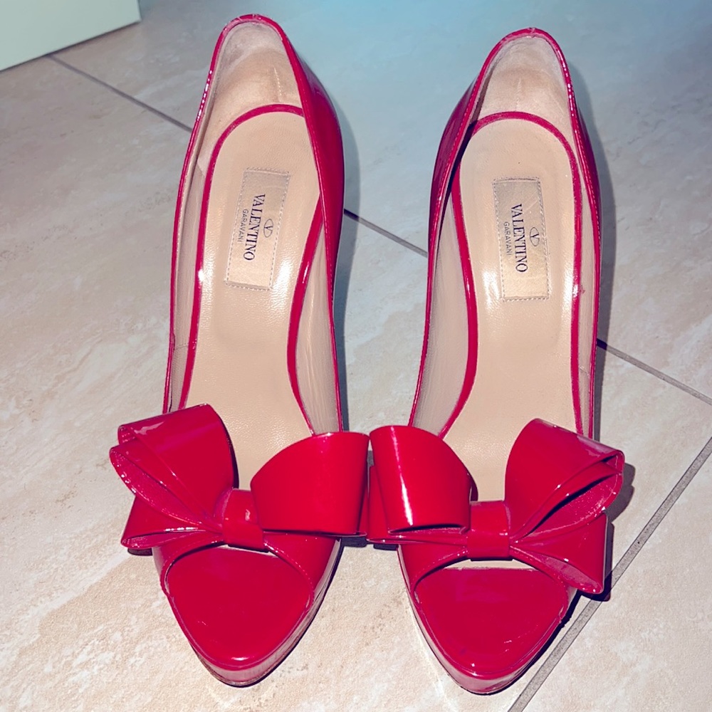 VALENTINO RED BOW D'ORSAY PUMP SIZE 37.5